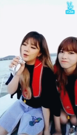 먹고 먹고 또 먹는 이해인 | 인스티즈