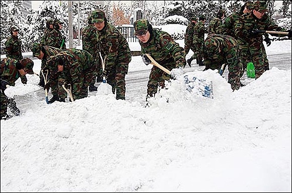 한국남자 대부분이 겪는 정신병 | 인스티즈