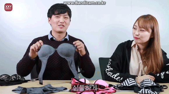 남자에게 여자 속옷을 보여주고 고르라했더니 | 인스티즈