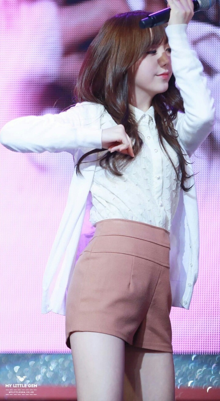 살쪘다는 말로 멤버들의 원성을 사는 러블리즈 케이.swf | 인스티즈