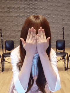 살쪘다는 말로 멤버들의 원성을 사는 러블리즈 케이.swf | 인스티즈