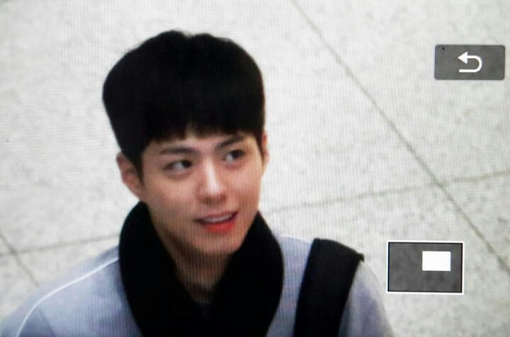 박보검 포상휴가 떠나는 모습 보니? 여전한 꽃미모 “잘 다녀올게요~” | 인스티즈