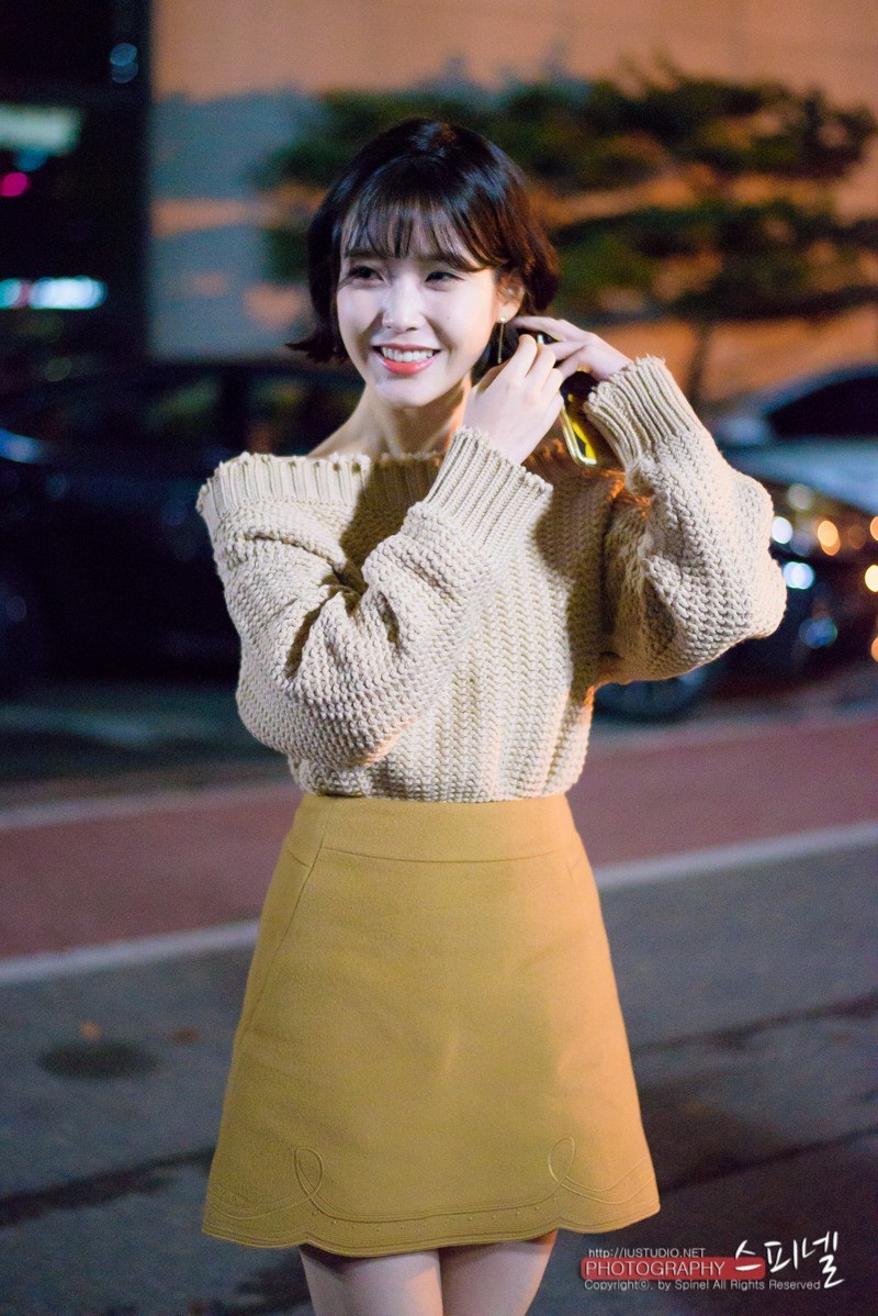 [16.10.25] 열린음악회 아이유 직캠.swf | 인스티즈