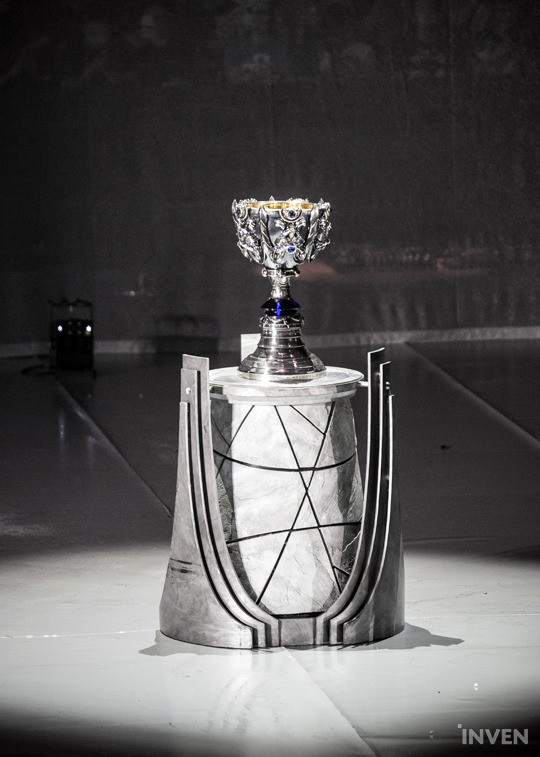 SK텔레콤 T1, 2016 롤드컵 우승…상금 23억원 기사+ 우승 사진 + 우승 동영상 [미국LA] | 인스티즈