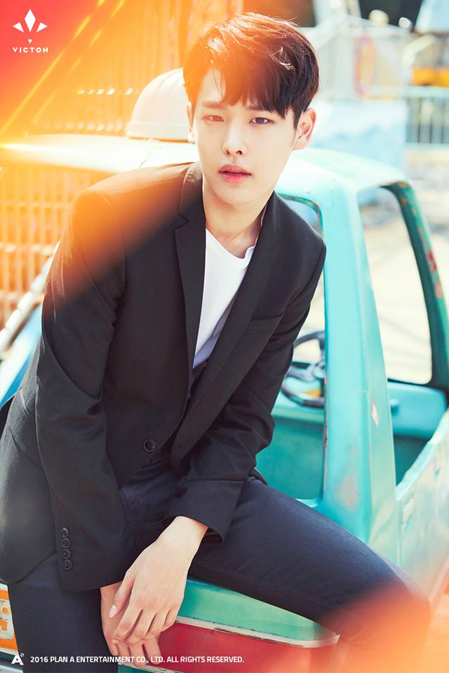 에이핑크네 방금 뜬 남돌 개인 티저들 (세준 병찬.ver) | 인스티즈