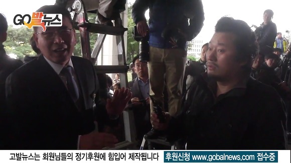 경쟁 쩔었던 최순실 취재열기 속에서, 오늘도 한건한 이상호 기자.jpg | 인스티즈