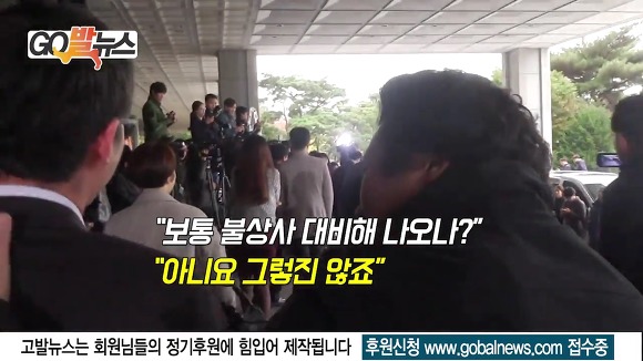 경쟁 쩔었던 최순실 취재열기 속에서, 오늘도 한건한 이상호 기자.jpg | 인스티즈