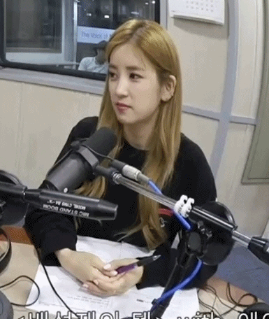 [에이핑크] 보미 아는 동생 남주의 덜 친한 언니 | 인스티즈