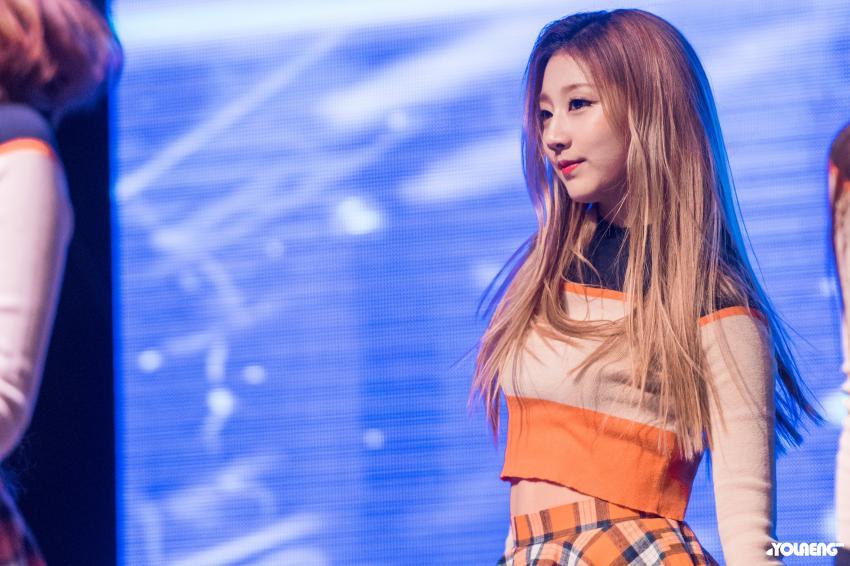 러블리즈 언니들에게 항상 몰이당하는 막내 정예인 | 인스티즈