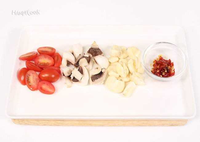 간단하게 만드는 스페인 지중해 요리[감바스알아히요] | 인스티즈