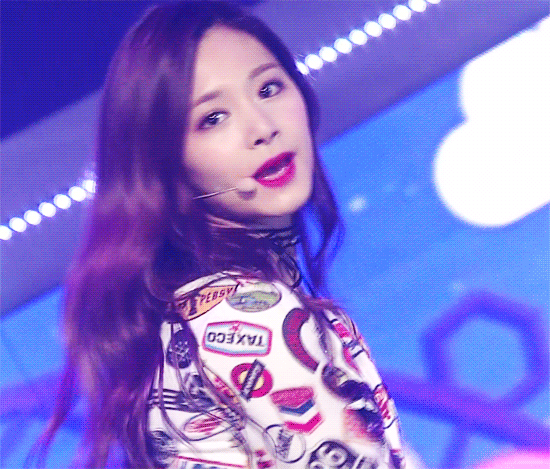 트와이스 절묘한 의상 교체.gif | 인스티즈