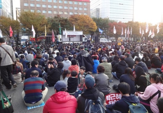 2016년 11월 5일, 부산 시민대회 및 서면까지 펼친 거리 대행진 | 인스티즈
