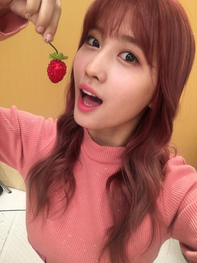 161109 복숭아 모모 생일이라고 JYP팬즈에 올라온 미공개사진들 | 인스티즈