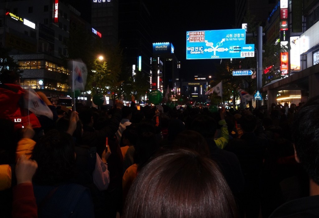 11월 12일, 서면을 가득 메운 부산의 성난 민심 | 인스티즈