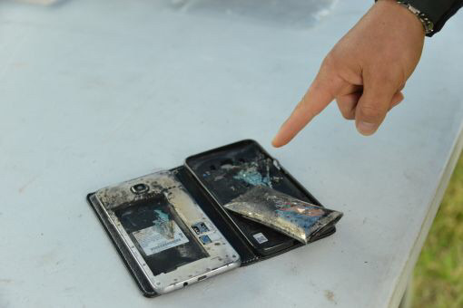 오늘자 갤럭시 폭발 사고 2건.jpg | 인스티즈