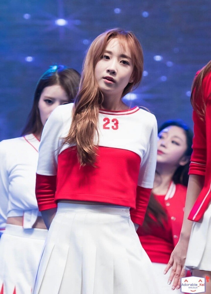 어제 행사장에서 러블리즈 서지수 | 인스티즈