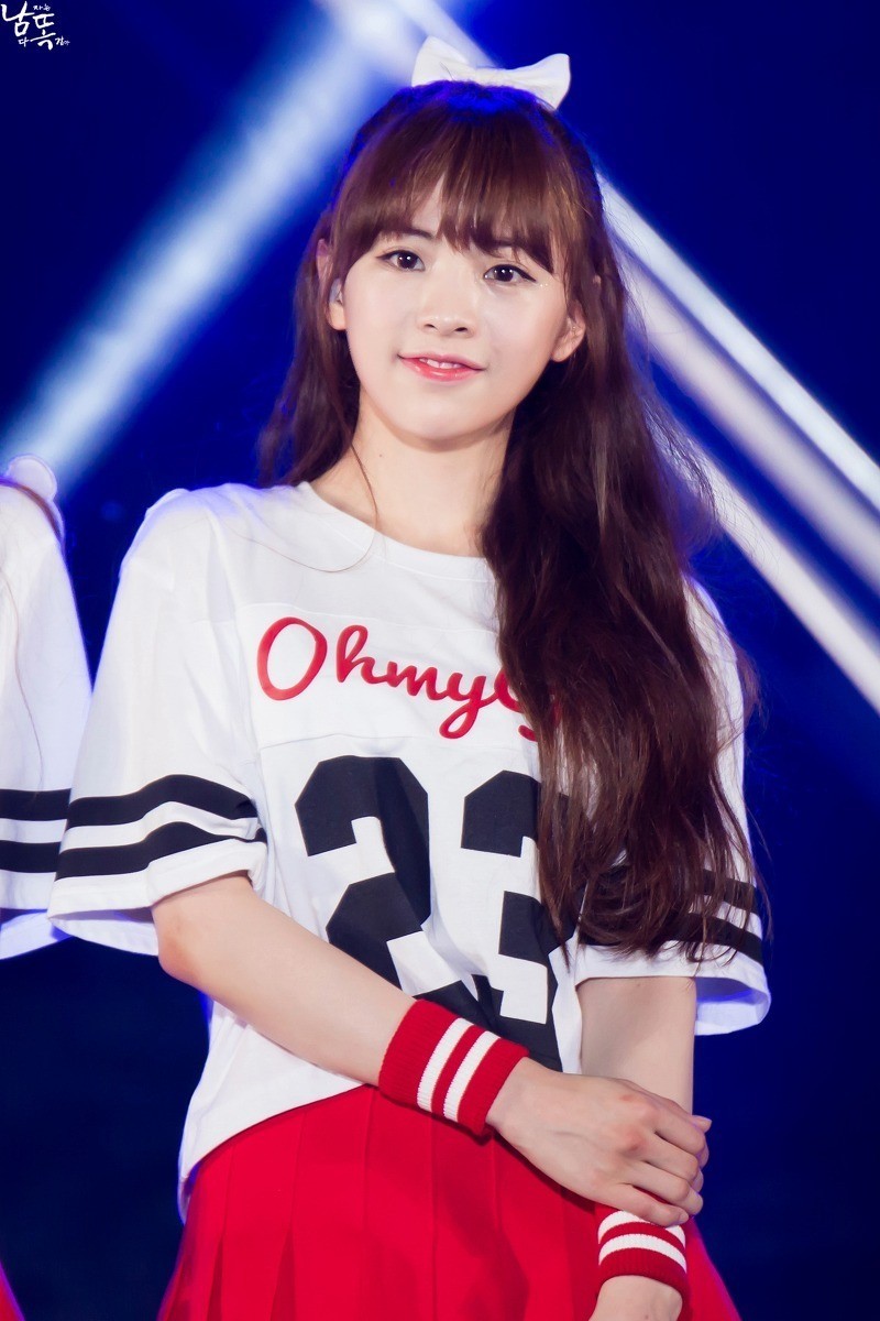 건강 때문에 잠시 쉬고 있는 오마이걸 진이(신혜진).JPG | 인스티즈