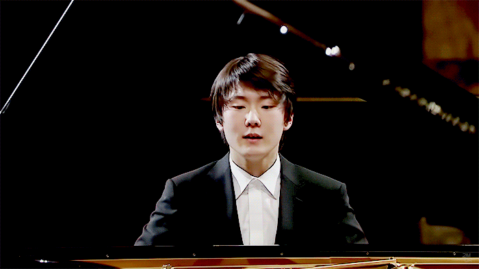 쇼팽 콩쿨 우승자 조성진 목소리 (feat.뜻밖의 모찌함)1 | 인스티즈