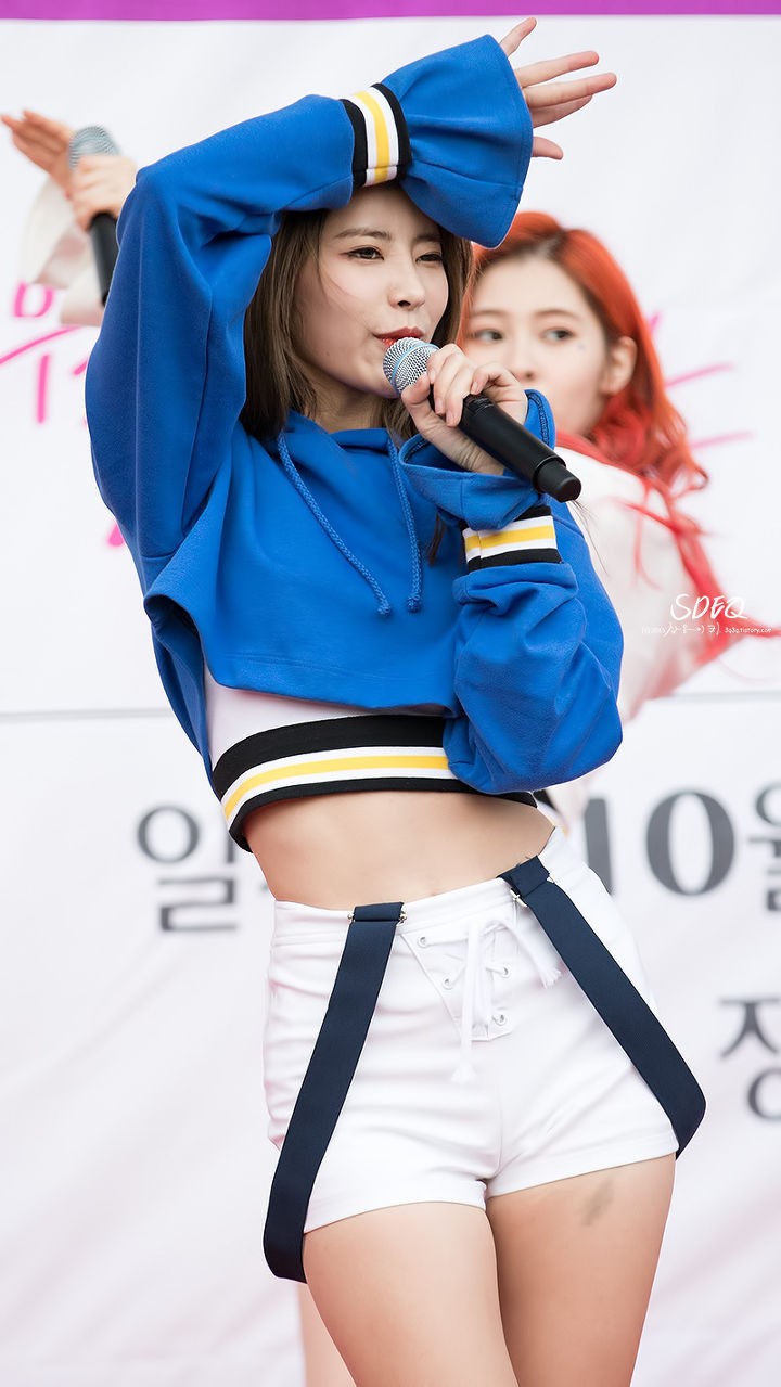 어제 무대에서 떨어진 다이아 희현 | 인스티즈