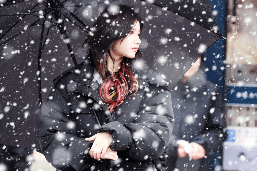 [트와이스] 예쁘다는말에 부끄러워 하는 사나 | 인스티즈