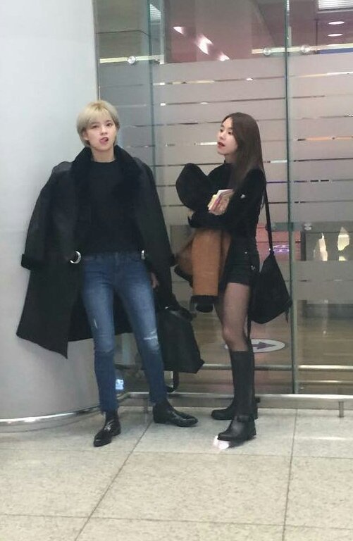 오늘자 배우 포스 뿜으며 공항 출국하는 정연 | 인스티즈