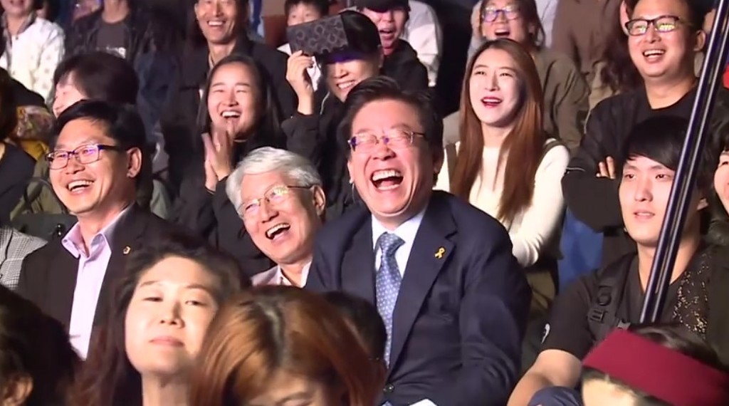 김제동, "(이재명) 시장 기분 나쁘면 이야기하세요, 고소하시든가!" | 인스티즈