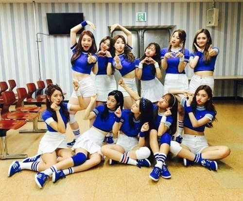 전에는 생각하면 기분이 좋아졌었는데 요즘은 생각하면 우울한 아이돌그룹 | 인스티즈