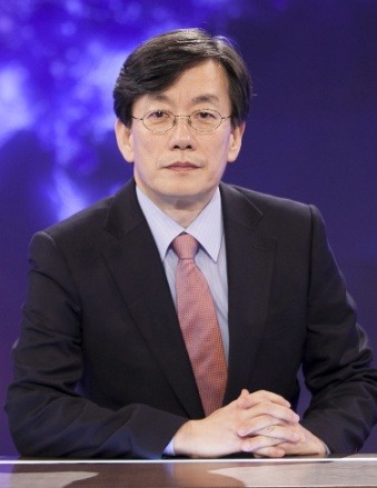 JTBC 손석희 사장을 당황시키는 후배 기자 ㄷㄷ | 인스티즈