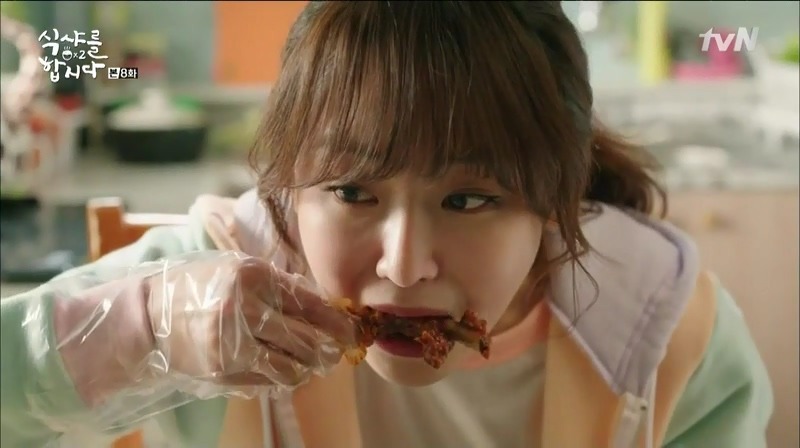 [식샤를합시다2] 공주의 명물 김피탕 (김치피자탕수육) & 쪽갈비 먹방 | 인스티즈