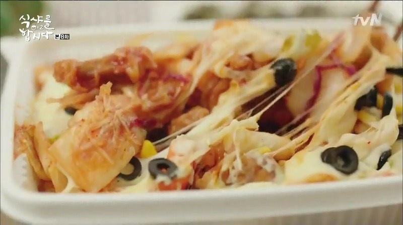 [식샤를합시다2] 공주의 명물 김피탕 (김치피자탕수육) & 쪽갈비 먹방 | 인스티즈