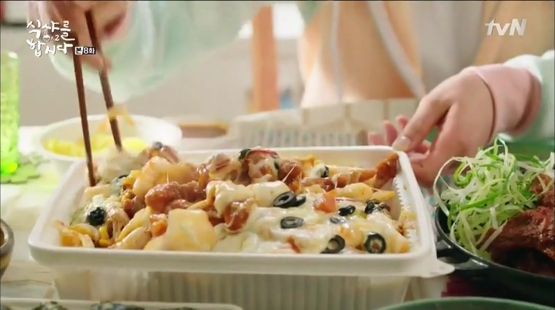 [식샤를합시다2] 공주의 명물 김피탕 (김치피자탕수육) & 쪽갈비 먹방 | 인스티즈