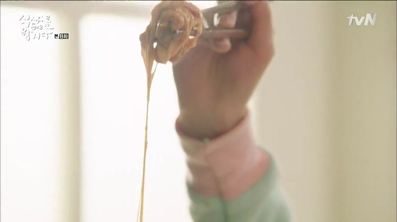 [식샤를합시다2] 공주의 명물 김피탕 (김치피자탕수육) & 쪽갈비 먹방 | 인스티즈