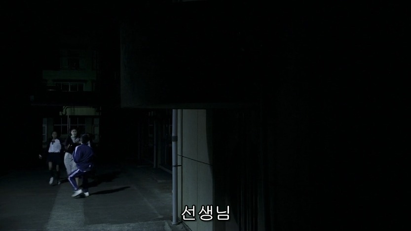 역대급으로 충격적이였던 어느 일본영화오프닝 .jpg | 인스티즈