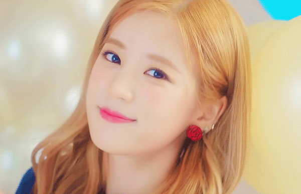 리즈 갱신한 에이핑크.gif | 인스티즈