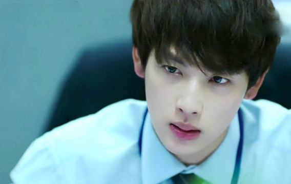 장그래가 신분을 숨긴 스파이라면? | 인스티즈