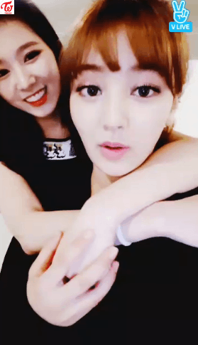 [트와이스] 지효 영향 많이 받는 사나 | 인스티즈