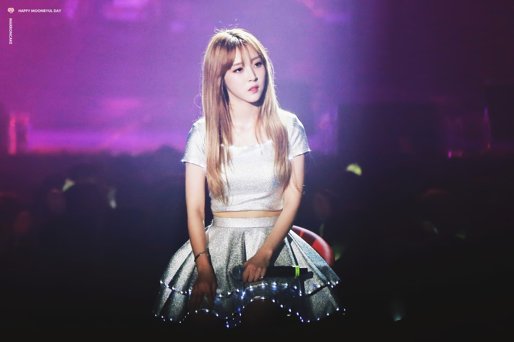 문별이 생일축하노래 불러주는 (술취한??) 휘인 | 인스티즈