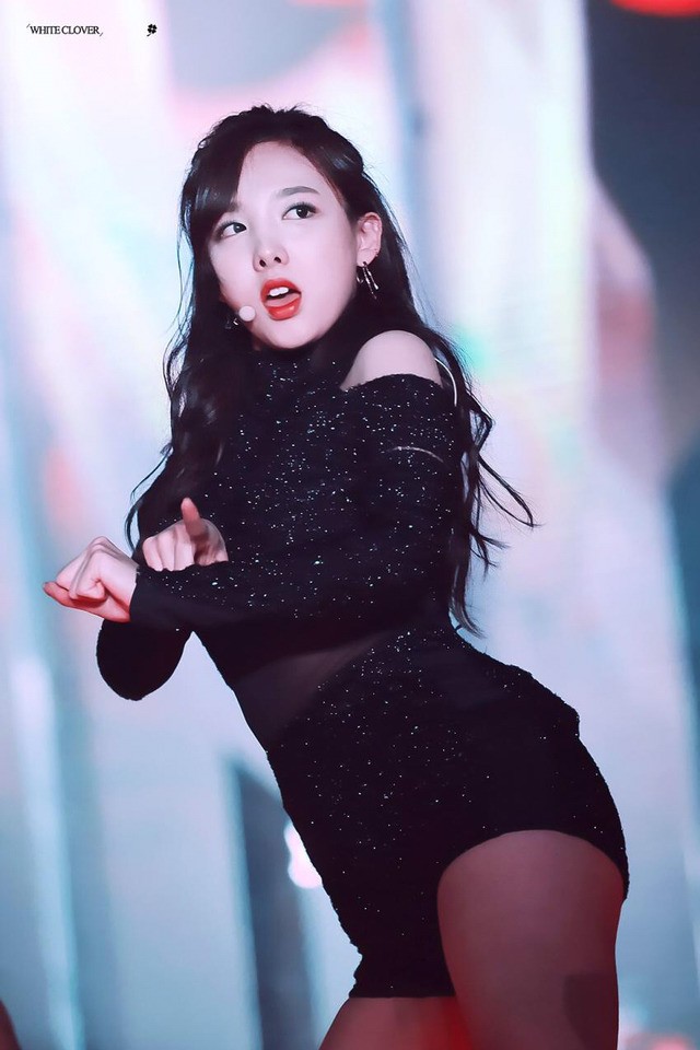 Sexy한 나연이 ㅋ 161226 스브스 가요대전 | 인스티즈