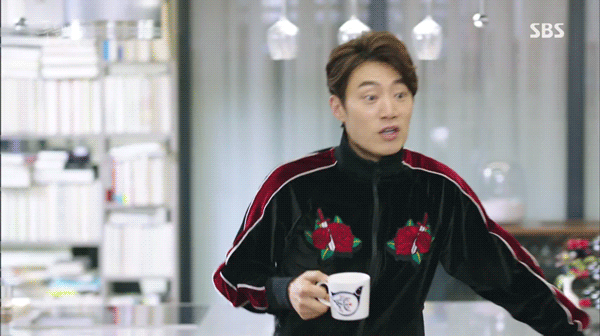 [푸른바다의전설] 인간 남친이랑 싸우는 인어.gif (feat. 지만 잘생긴줄 알고) | 인스티즈