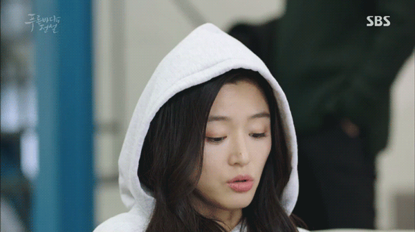 [푸른바다의전설] 인간 남친이랑 싸우는 인어.gif (feat. 지만 잘생긴줄 알고) | 인스티즈