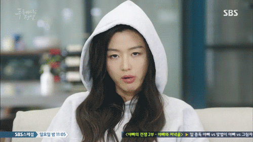 [푸른바다의전설] 인간 남친이랑 싸우는 인어.gif (feat. 지만 잘생긴줄 알고) | 인스티즈