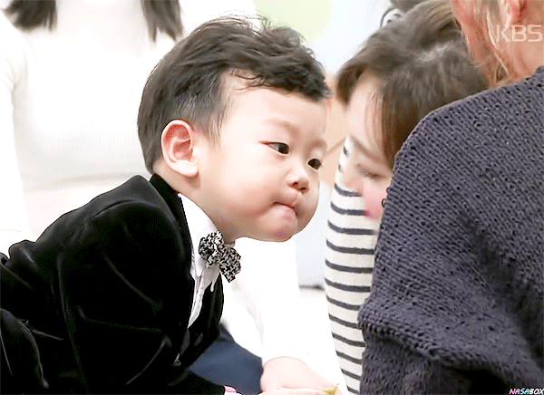 [트와이스] 드디어 대박이를 만난 애기덕후 나연이 | 인스티즈