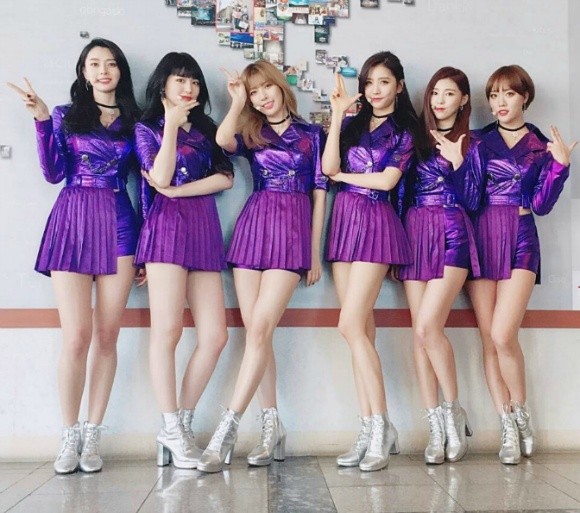 꽃구름 같은 헬로비너스 나라 | 인스티즈