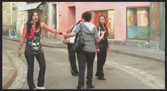 여성과 남성이 뒤바뀐 사회 | 인스티즈