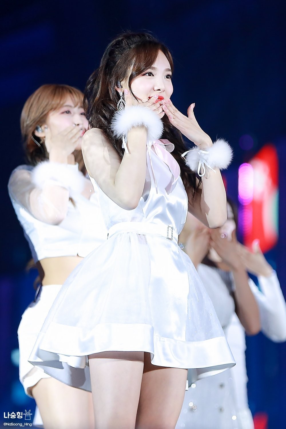 Sexy한 나연이 ㅋ 161226 스브스 가요대전 | 인스티즈