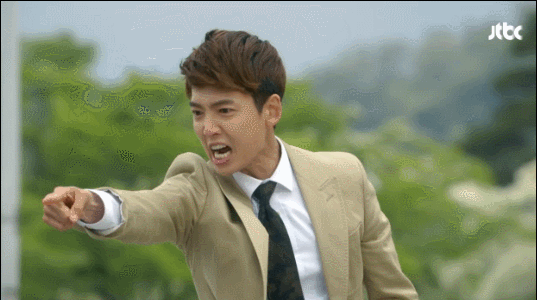 여주랑 헤어졌는데 남주가 이상한 사람일때.gif | 인스티즈