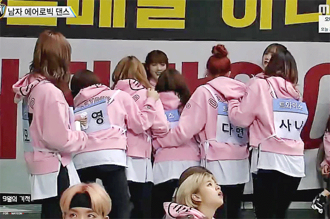 합체 안무에 중독된 트와이스 | 인스티즈