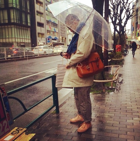아메리칸 캐쥬얼을 추구하는 사람들에겐 필수템이나 다름없는 가방 | 인스티즈