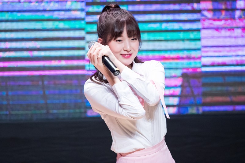 오마이걸 비주얼 투톱.jpg | 인스티즈