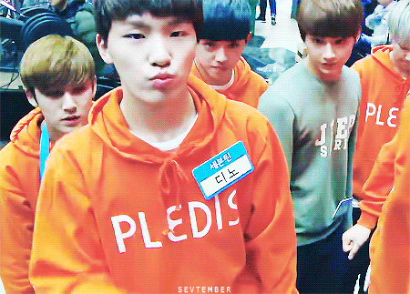 [세븐틴/디노] 누나 오랜만이네요 上 | 인스티즈